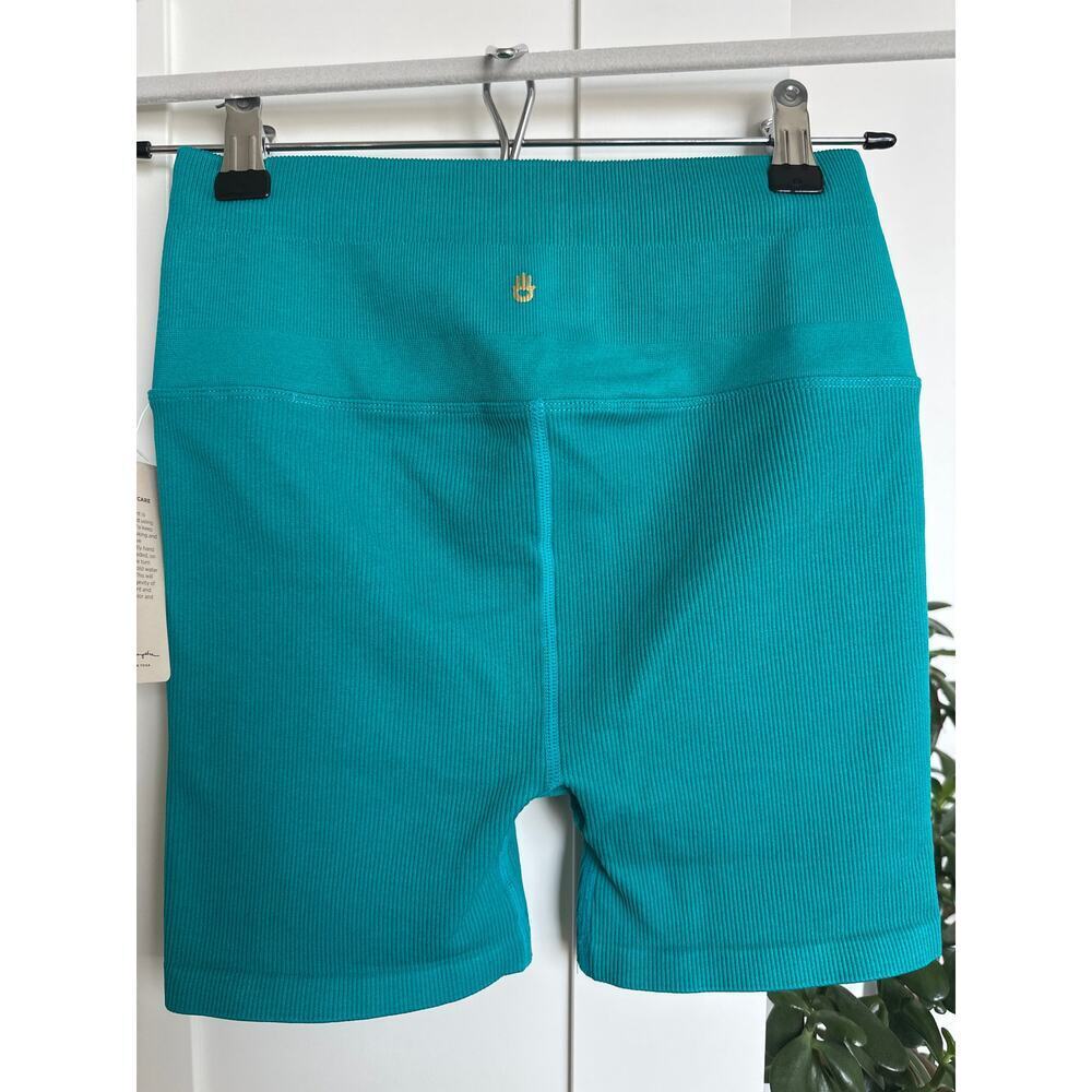 Spiritual Gangster Love Sculpt Biker Short 5", Size XS/S, NWT, Turquoise - Picture 4 of 5
